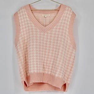 NWT Cloud Ten Women's Pink Knit Vest in Large